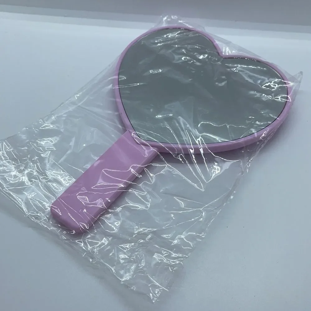 NWT Pink Heart Shaped Hand Held Mirror - Picture 6 of 6